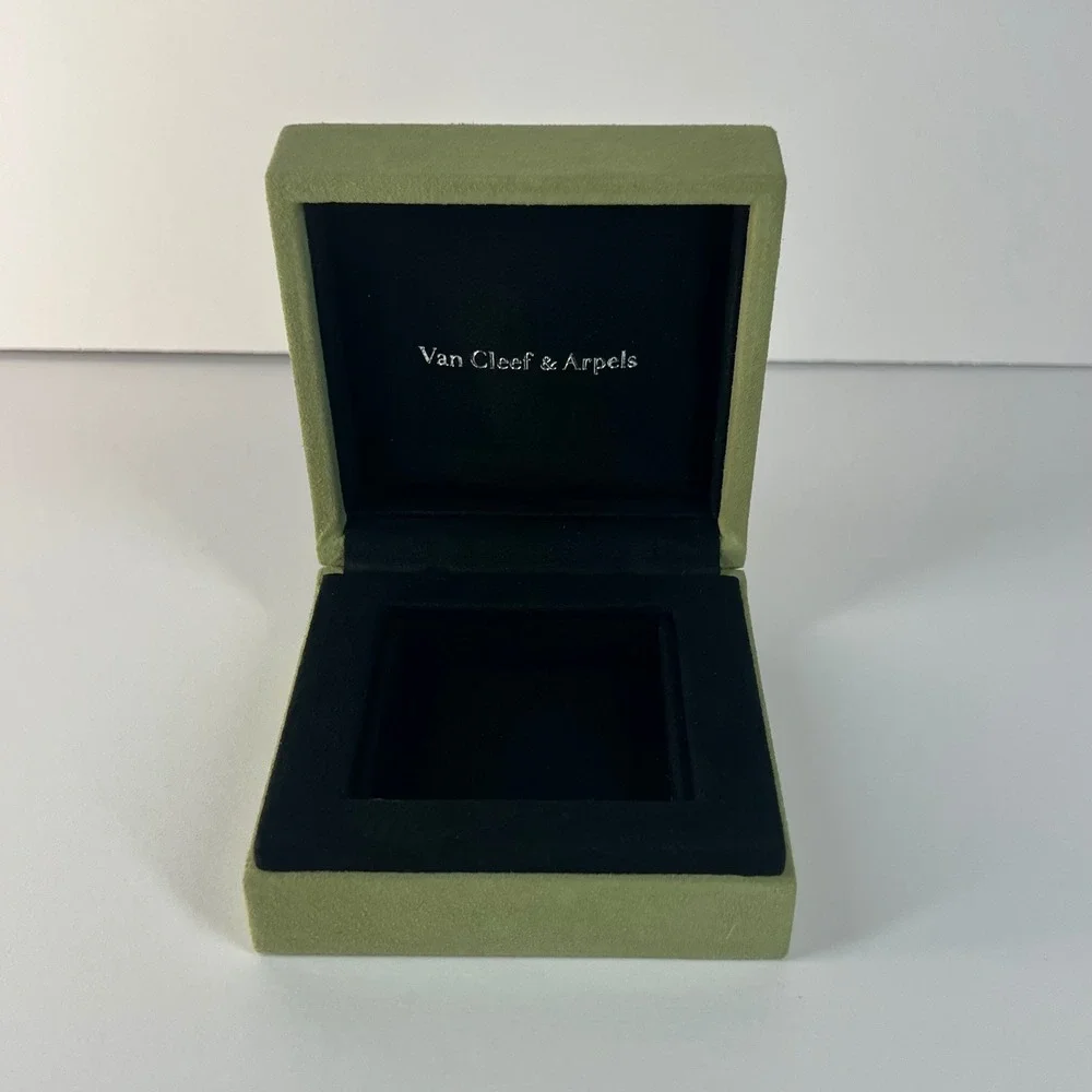 Van Cleef & Arpels Jewelry Box Green Suede Small Square Presentation Case VCA